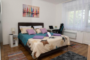 NadaHome Sombor's Green Retreat - with fast WiFi
